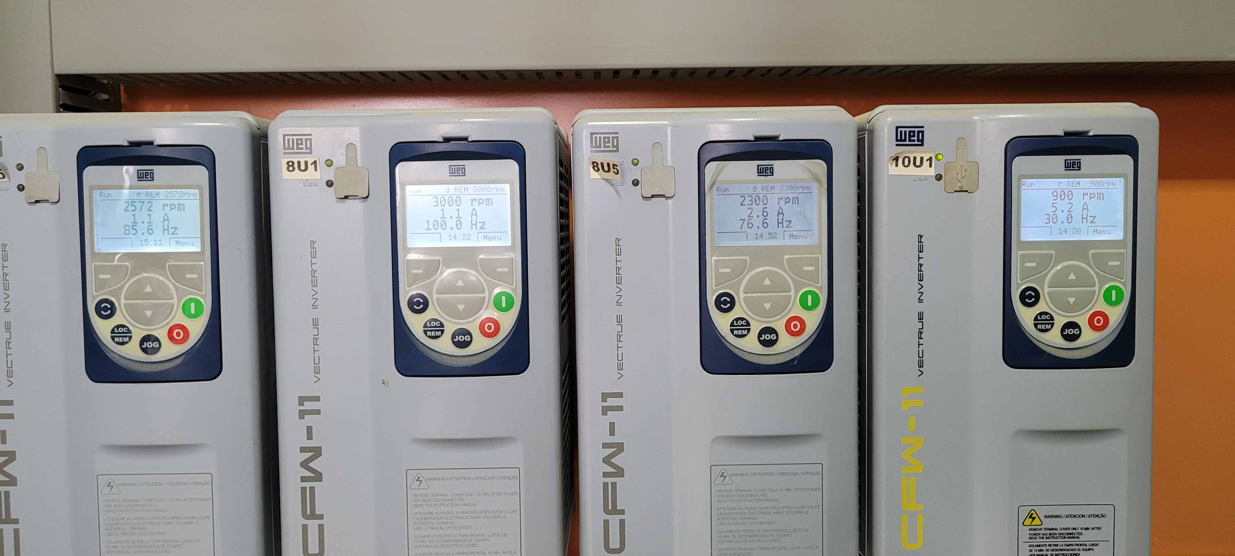 Programação de inversores de frequência